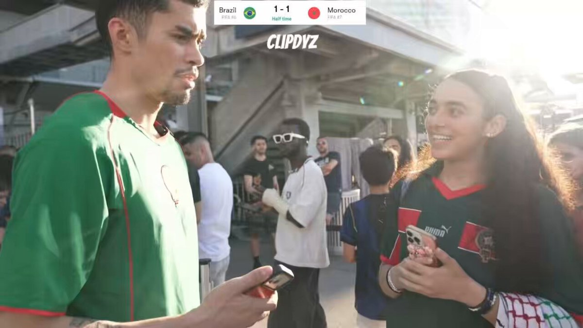 Sneako got PRESSED by a woman Moroccan fan for being a LARPER 😭🇲🇦 “Name 3 Moroccan players!”