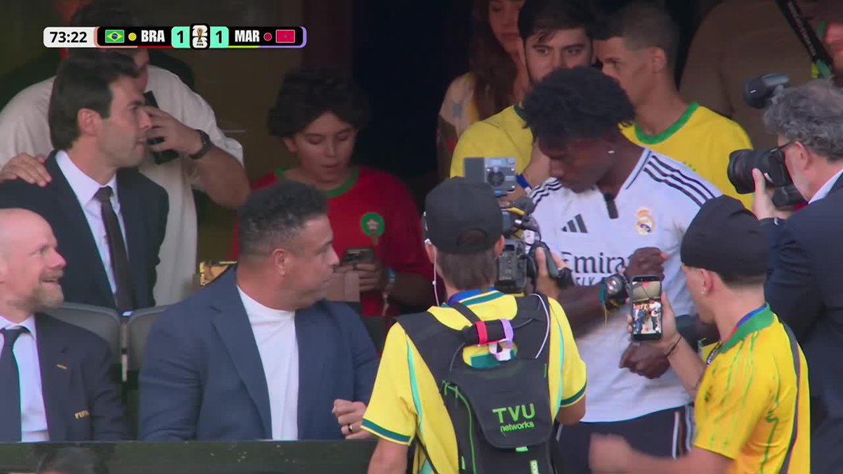 ¡¡NO SE LO PODÍA PERDER!! Speed dice presente en Brasil vs. Marruecos y tuvo un momentazo con Ronaldo. ⚽ #ESPNMundial 📺 Mirá los mejores partidos de la #FIFAWorldCup por ESPN, en el Plan Premium de #DisneyPlus