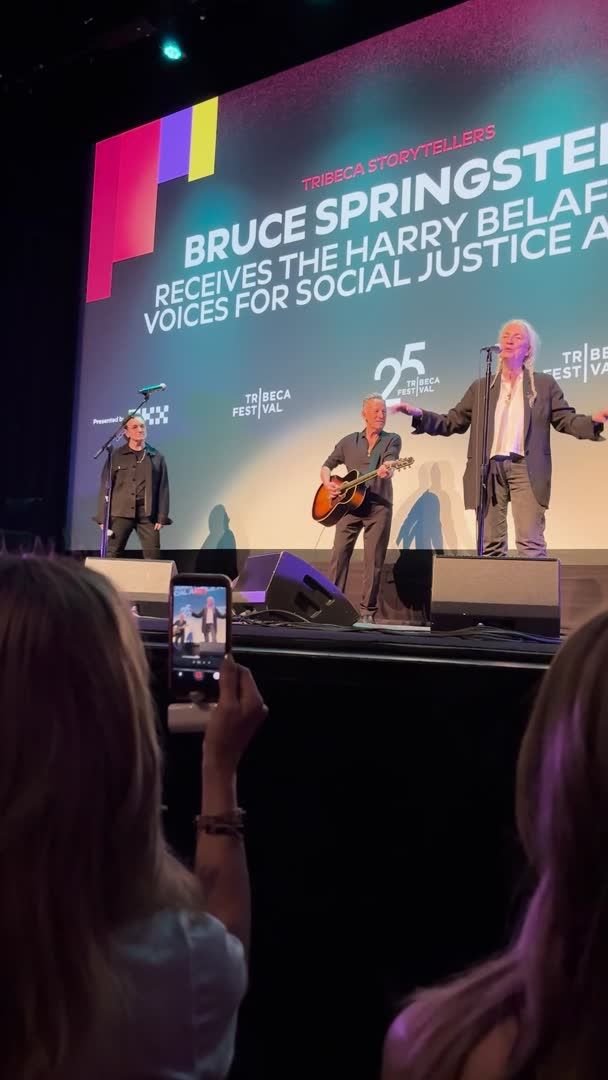 #BruceSpringsteen, #Bono & #PattiSmith perform 'People Have the Power' at the #TribecaFestival in NYC where Springsteen was honored with the Harry Belafonte Voices for Social Justice Award