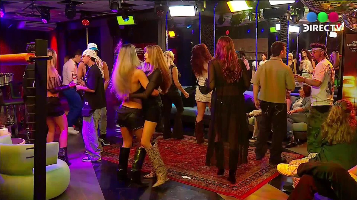 Antes que te vayas dame un besooo 💋🎶 Disfrutá de la fiesta EXCLUSIVA de #GranHermano #GHxDGO 🥳 Contratá DGO: 📺✨