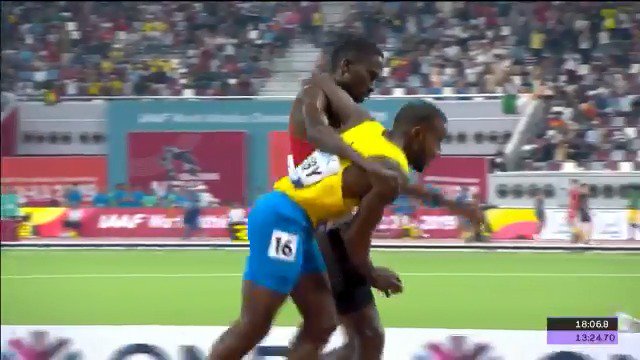 El cabrón que apenas se levantó del sillón para ir a cagar y todavía falta el Australia vs Turquía