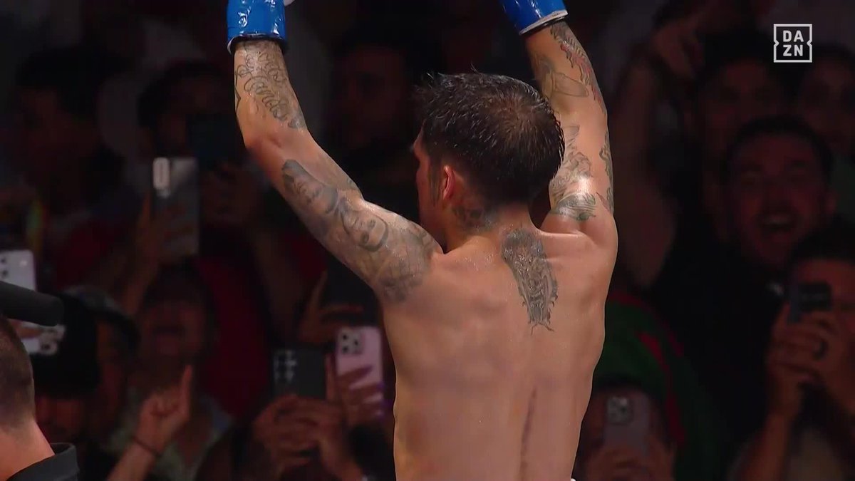 BAM STOPS VARGAS 😤🔥 #RodriguezVargas | Live now on DAZN ▪️