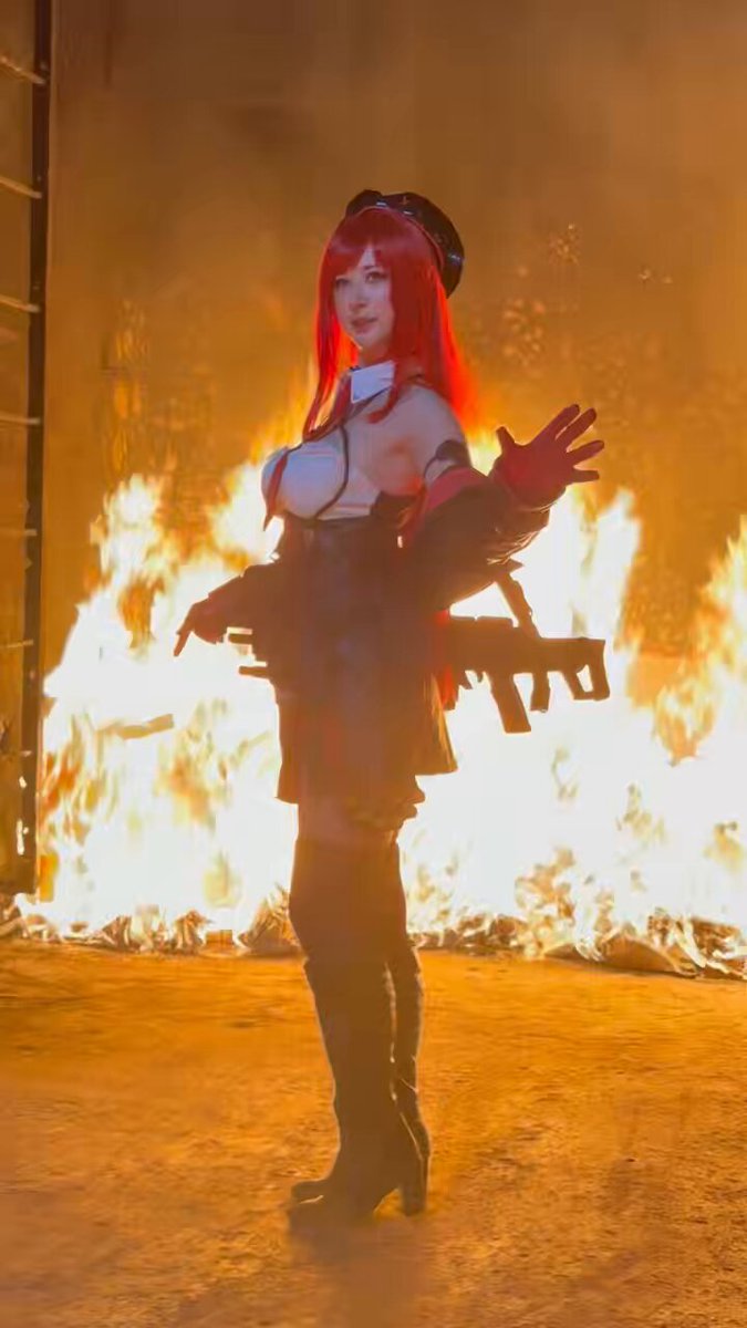 ラピ : レッドフード 炎撮影してきたよ🔥 #NIKKE #NIKKEcosplay