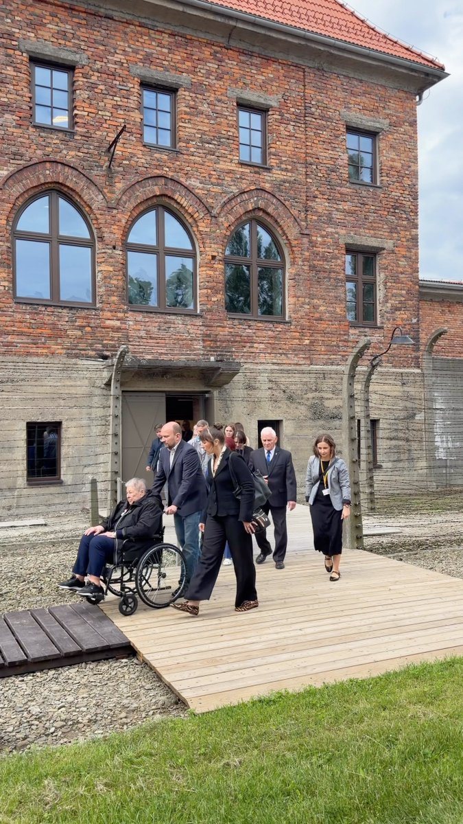 Auschwitz Survivors commemorated the 86th anniversary of the deportation of the first group of Polish prisoners to the camp. This moment marked the beginning of the operation of this German Nazi concentration camp, which later became also an extermination center.