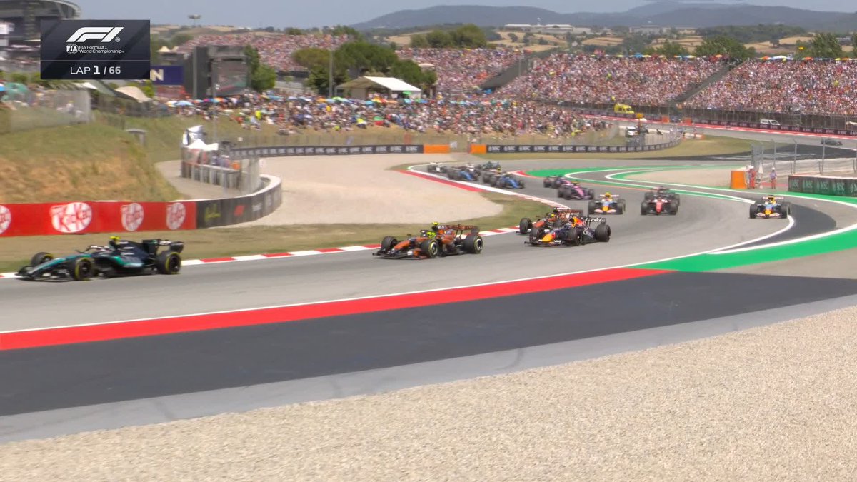 LIGHTS OUT IN BARCELONA!! 🎥 Watch the race start #F1 #BarcelonaGP