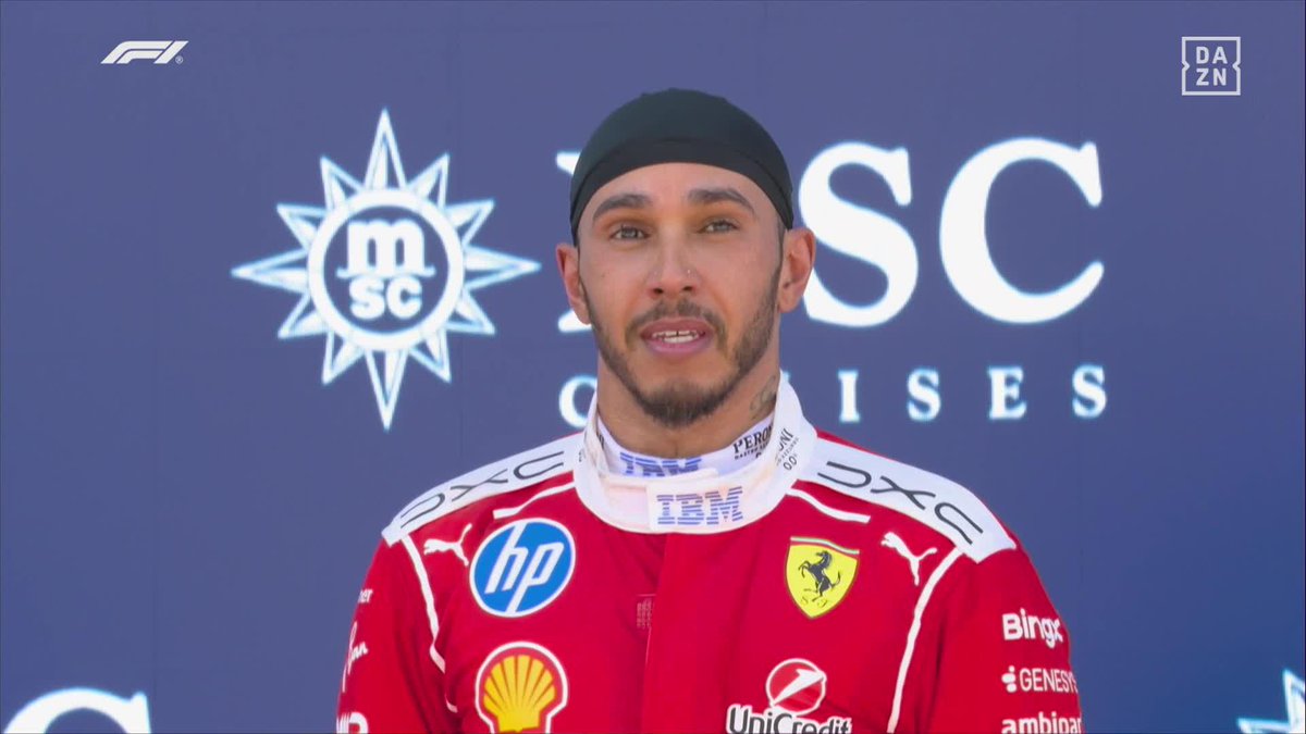 Te caes, te levantas. Una y otra vez Hamilton se rompe escuchando el himno británico. Lewis estalla de felicidad tras volverse a ver en lo más alto #BarcelonaDAZNF1 🇪🇸