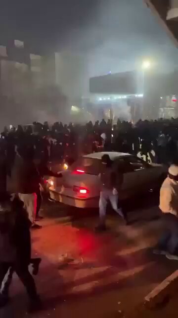 Footage from hell. This is what it looks like: the Islamic Republic’s killers firing indiscriminately into tens of thousands of protesters.