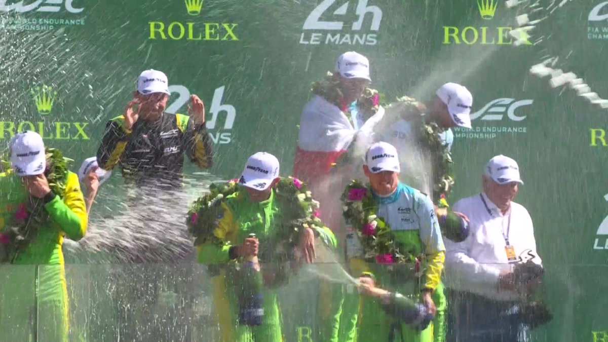 Champaign shower on the LMP2 podium!