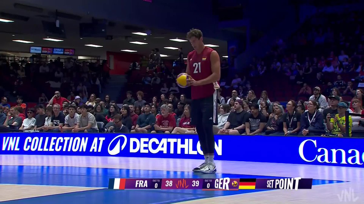 LONGEST SET OF #VNL2026!! France 🇫🇷 vs Germany 🇩🇪 went absolutely CRAZY in the first set: 45 minutes of pure battle! Germany takes it 40–38 😱🔥 📺 Catch the action on VBTV: #BePartOfTheGame #volleyball #VNL