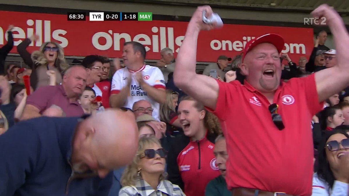 Niall Morgan's late two-pointer is all that separated the two sides as Tyrone come out on top agsint Mayo. 📱Updates: 📺Watch: 📻Listen: #SundayGame