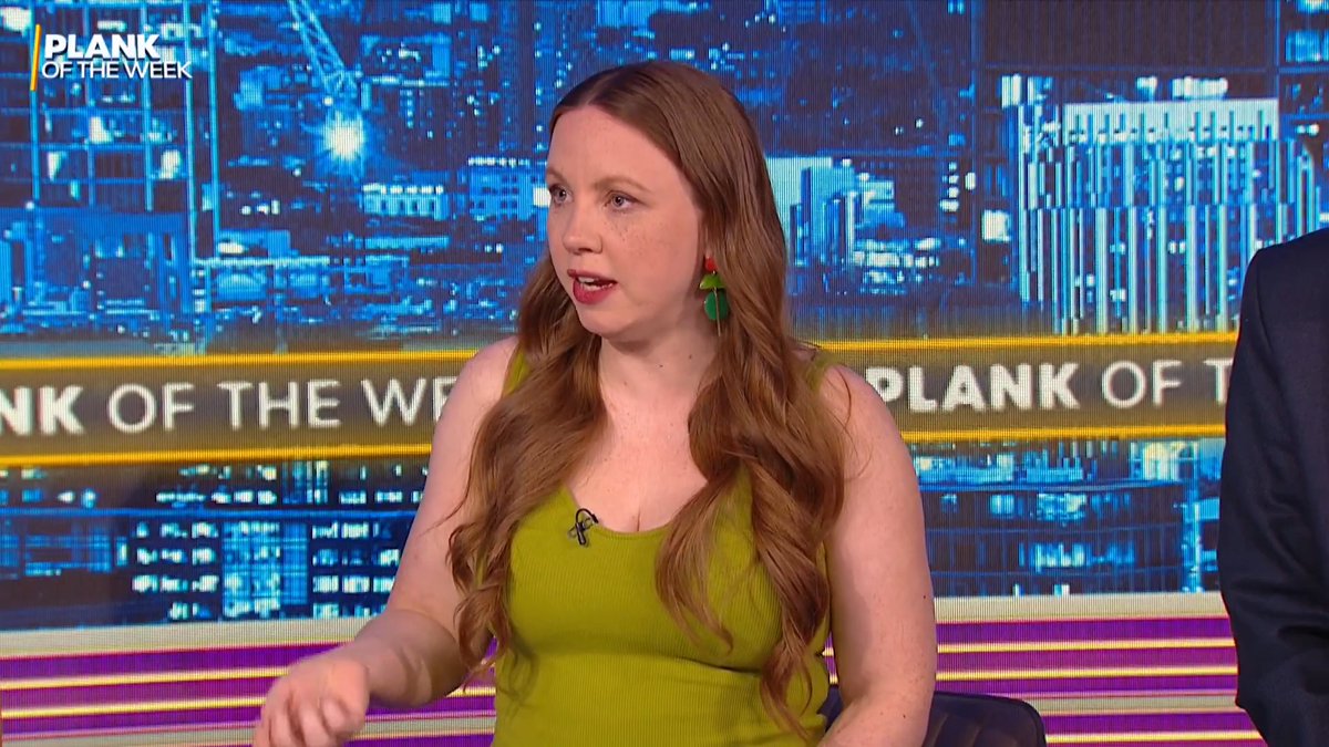 Keir Starmer will introduce nightly social media curfews for 16 and 17 year-olds. Candice Holdsworth is against it: "It's the job of parents, not the state." Watch Plank Of The Week on YouTube: Kevin O'Sullivan Chloe Dobbs Ellie Hodges Candice Holdsworth