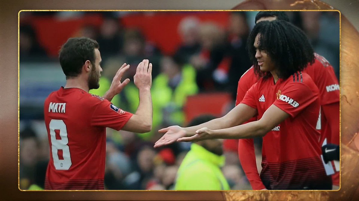 "Here he is coming on for me... this unfortunately happened too often" 😂 Juan Mata talks about his former Man United teammate Tahith Chong