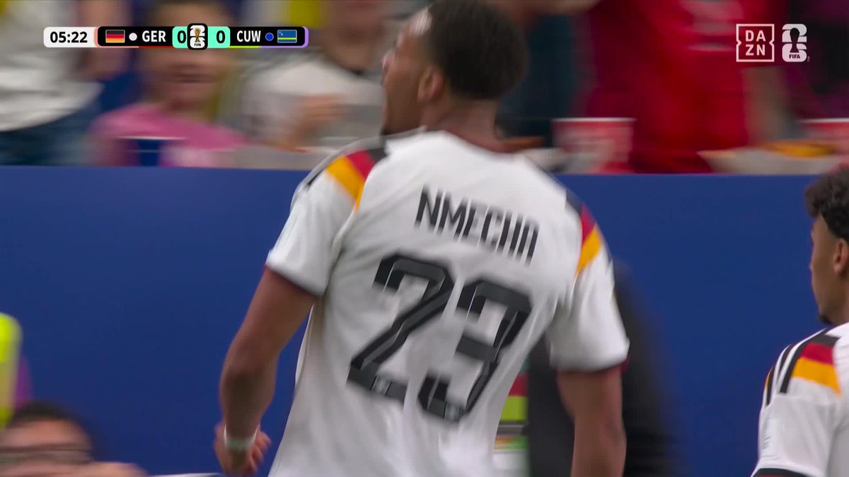 いきなり来た🙌 華麗なワンツーから🇩🇪ヌメチャが決めた! 開始6分にドイツが先制‼️ 🏆️#FIFAワールドカップ グループE 🆚ドイツ×キュラソー 📱#DAZN ライブ配信中 #本気で楽しむならDAZN