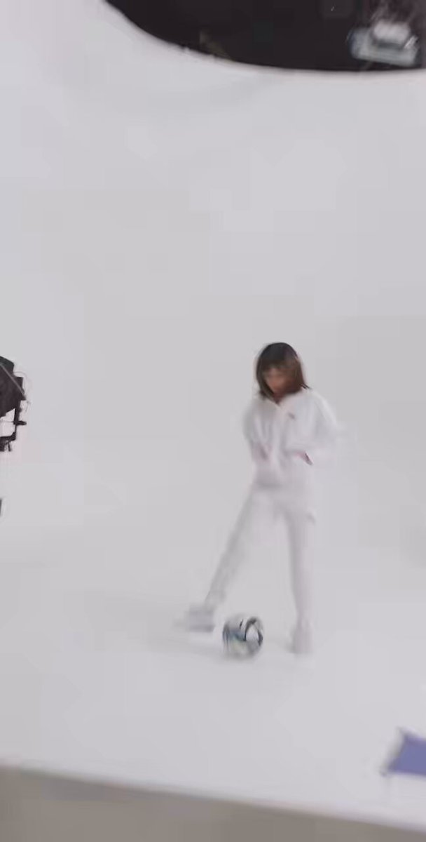 Jenna’s football skills 😮‍💨