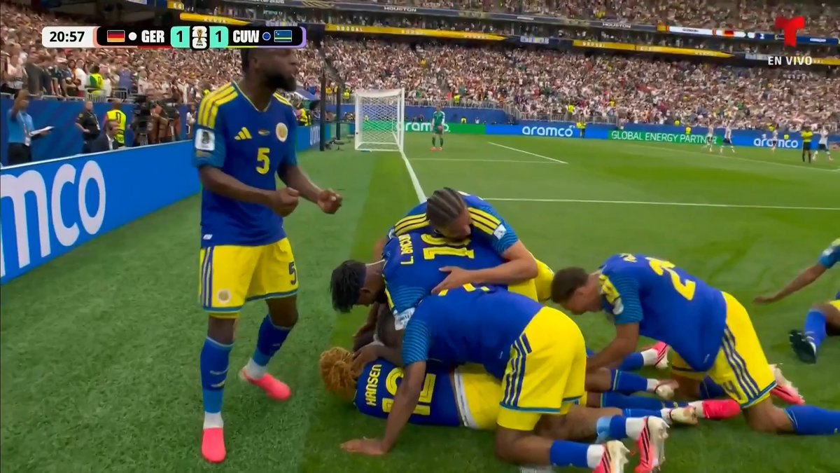 ¡EL PRIMER GOL DE CURAZAO EN MUNDIALES! ¡COMPLETAMENTE HISTÓRICO! Livano Comenencia es el héroe, empata el juego ante Alemania y convierte un GOL HISTÓRICO.