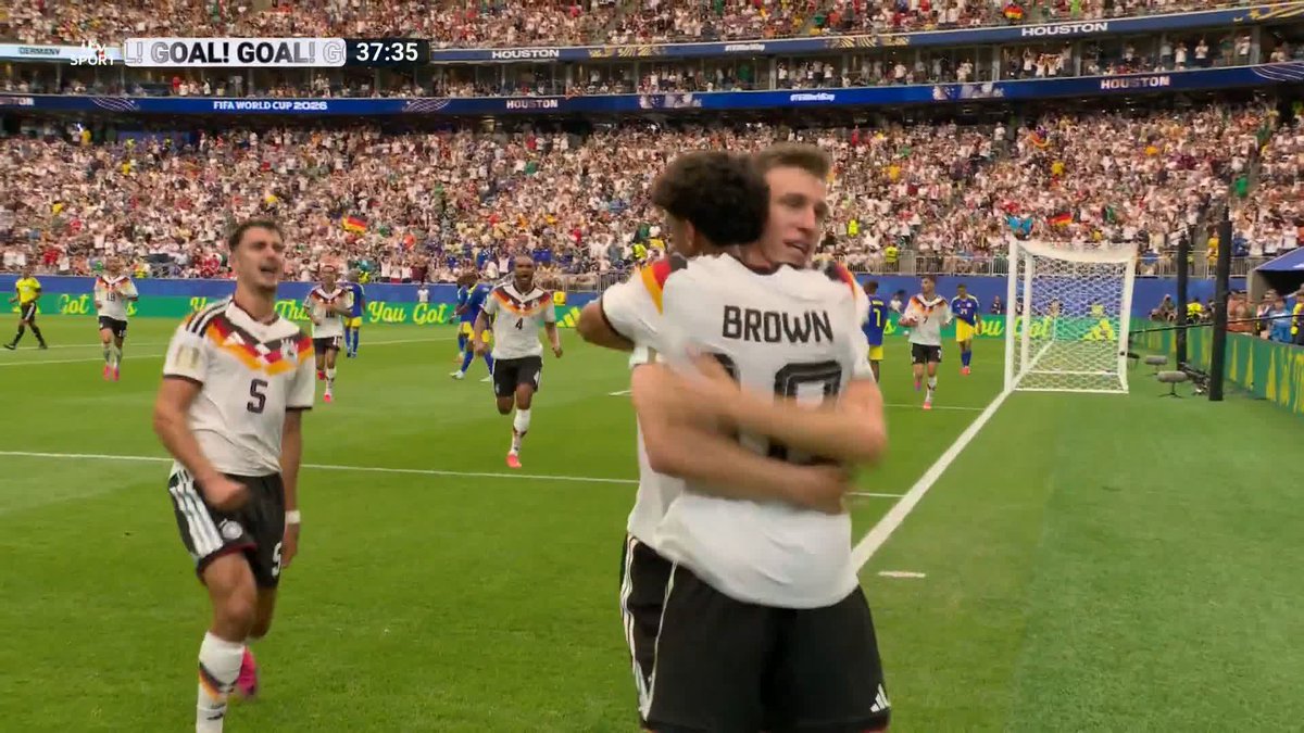 Germany are back in front 🇩🇪 Nico Schlotterbeck with the header!
