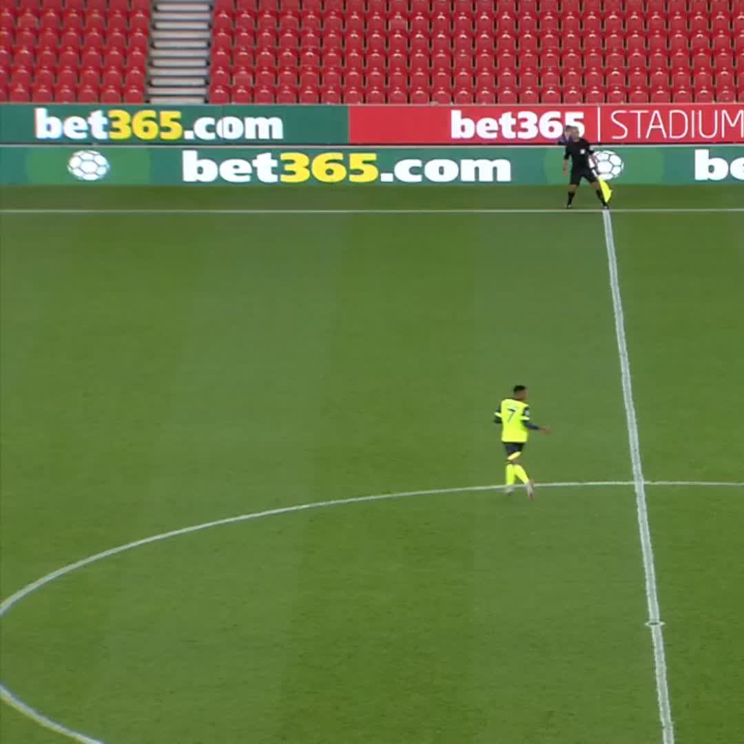 🇨🇼 A reminder that Curacao's Juninho Bacuna scored the best own goal the bet365 Stadium has ever seen.