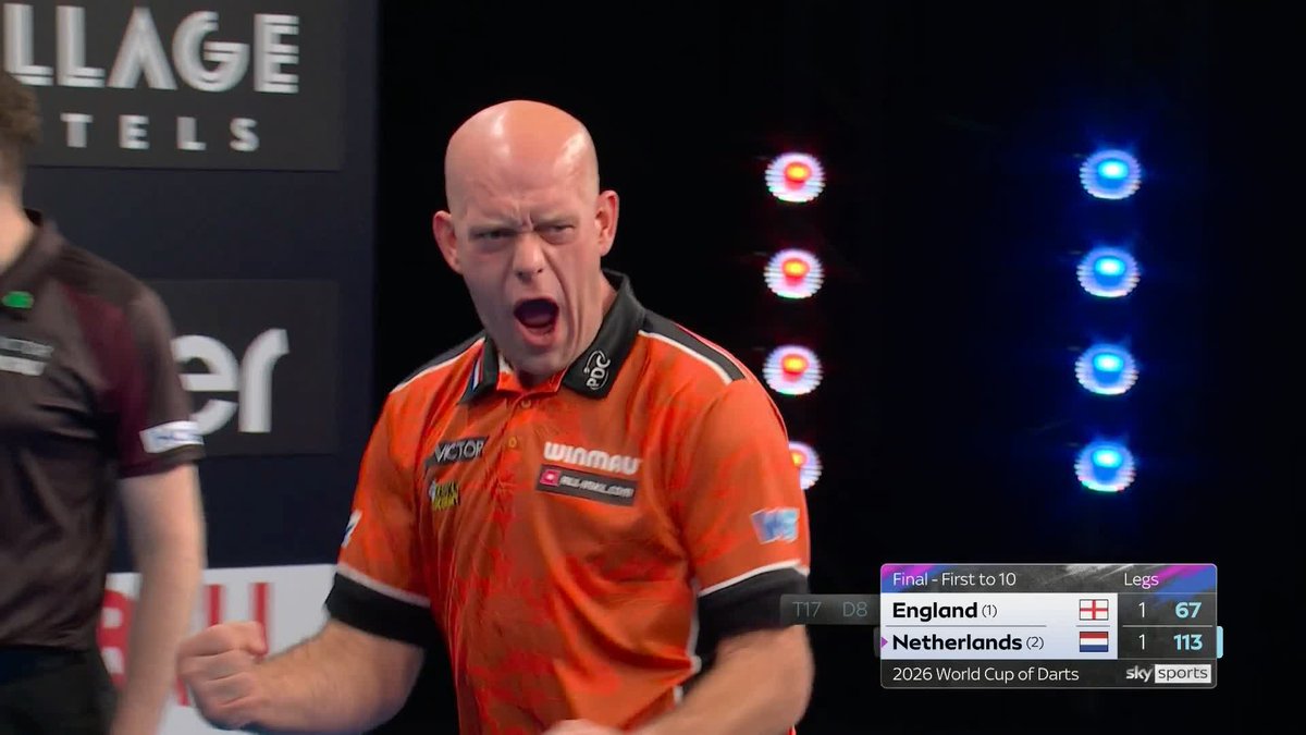 Michael van Gerwen is PUMPED after that 113 checkout! 💪