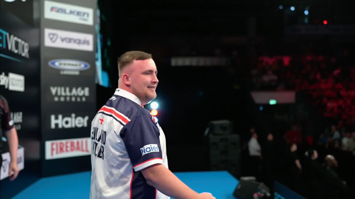 The moment Luke Littler and Luke Humphries became World Cup champions 🏆🏴
