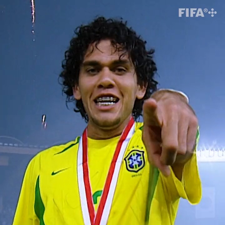🇧🇷🥇 Rare footage of Dani Alves winning the #U20WC! 👏👏👏