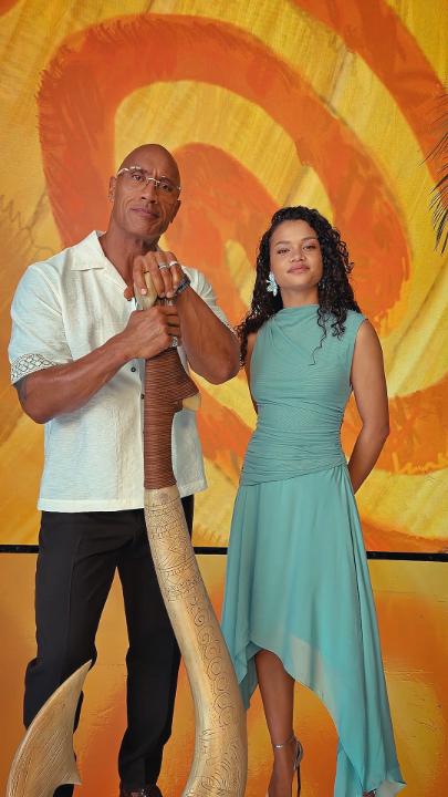 Olha só quem vem ao Rio de Janeiro para celebrar #Moana com a gente. 🇧🇷 Nos vemos em breve!🪝 O filme estreia em 8 de julho nos cinemas.