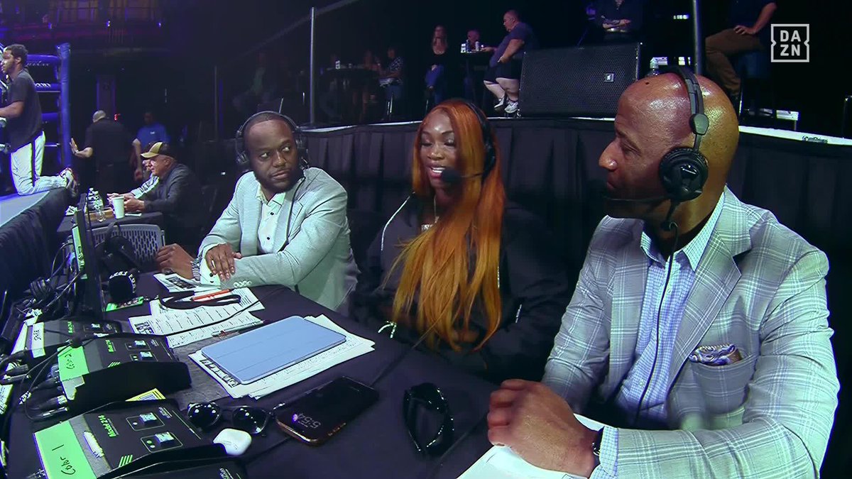 Claressa Shields is in the building‼️ #GonzalezPerez | Live now on DAZN ▪️