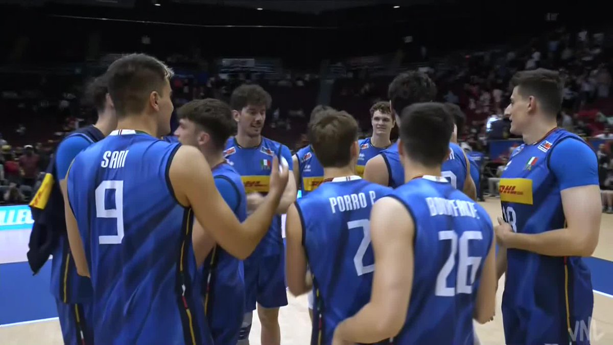 #VNL2026: 🇮🇹 ITALY PREVAIL IN FIVE! Italy 🇮🇹 outlast the United States 🇺🇸 3-2 in a thrilling battle to close out Week 1 in Ottawa. 🔥 🎥 Highlights coming soon. 📺 LIVE on VBTV: 🏐 #BePartOfTheGame #Volleyball