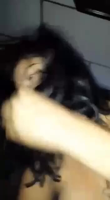 Esta putita dice que no le gusta que la graben pero sí que le metan la verga. Muy disgustada tampoco se veía eh! 😝