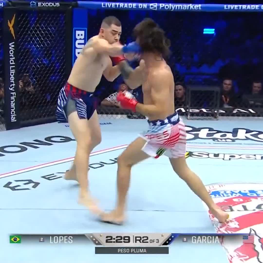 SE ACABOOOOO‼️ 🇧🇷🇲🇽 Diego Lopes 🇧🇷🇲🇽 QUÉ ACABAS DE HACER ??‼️ Diego Lopes noquea en la primera pelea en la Casa Blanca. HISTÓRICO 🚨 #UFCWhiteHouse | Estamos en vivo por Paramount+ Deportes | Presentado por Crypto.com Ram Trucks