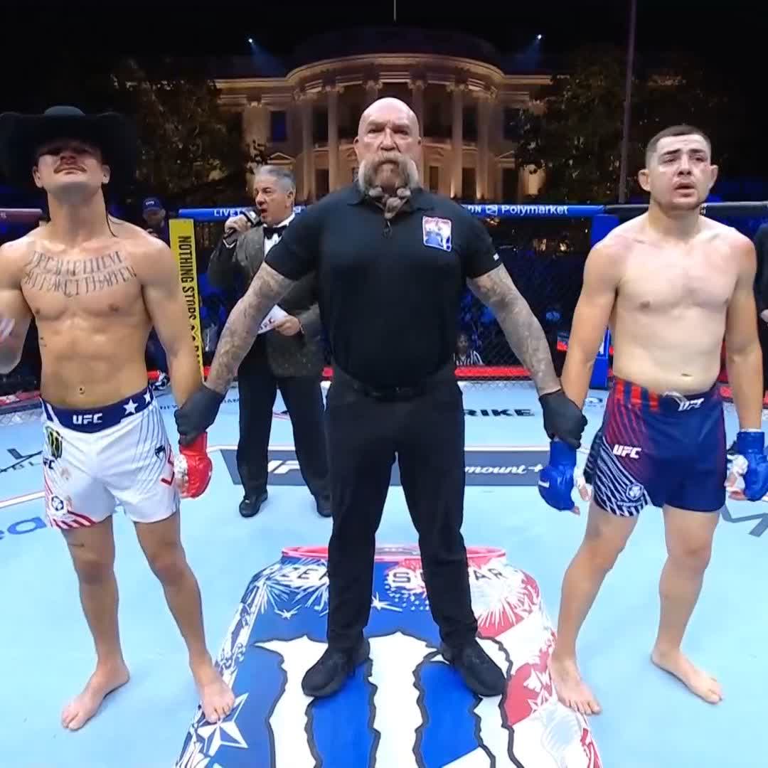 Que absurdo é Diego Lopes! 🔥 De volta à coluna das vitórias! #UFCWhiteHouse [ Assista AO VIVO no @ParamountPlusBR ] [ Apresentado por @Cryptocom e Ram Trucks ]