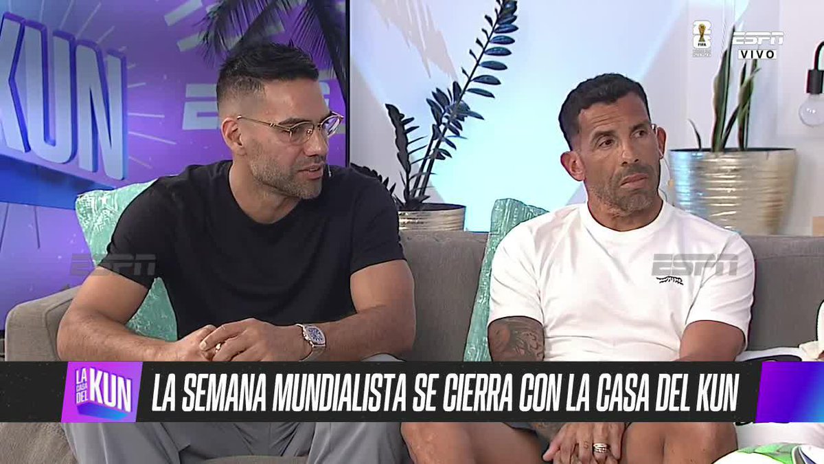 💬 "Aportaba lo justo y necesario" 🧠 Falcao cuenta en la casa del Kun cómo vio que Gallardo iba a ser entrenador desde que eran compañeros en River Plate 🤟🏻 #ESPNMundial 📺 Mira los mejores partidos de la #FIFAWorldCup por ESPN, en el Plan Premium de #DisneyPlus