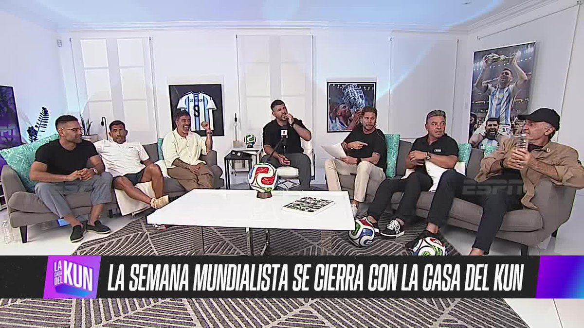 😆 "¿PODEMOS TOMAR ALGO?" El Muñeco Gallardo y su reclamo al Kun. 🤟🏻 #ESPNMundial | #LaCasaDelKun 📺 Mirá los mejores partidos de la #FIFAWorldCup por ESPN, en el Plan Premium de #DisneyPlus