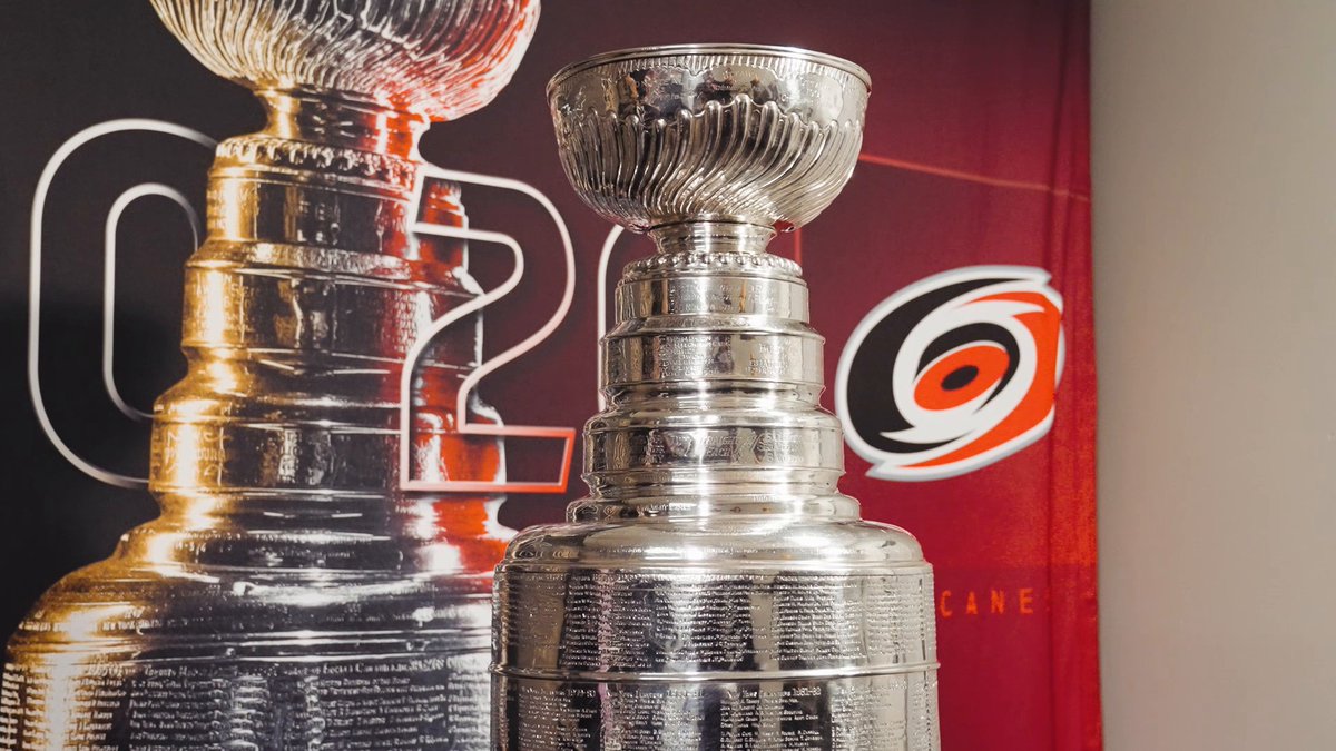 Lord Stanley has entered the building! 👀 #StanleyCup How we feeling, Carolina Hurricanes fans?! 🇺🇸: ABC 🇨🇦: Sportsnet &amp; TVA Sports