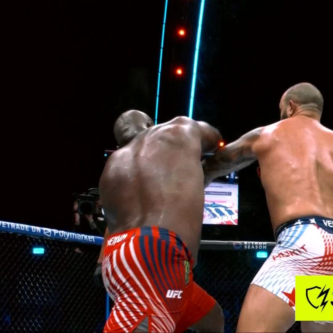 Honestly, Derrick Lewis had nothing for Josh Hokit