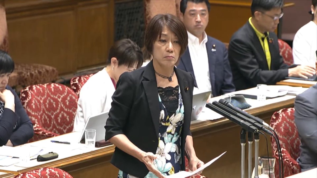 史上最悪の失言 立憲の古賀千景（日教組）議員辞職ですな 「自衛隊に行く子供たちって経済的に厳しい子供たちが行くんですよ 豊かな子供たちは自衛隊とかなりませんよ」 ↓ 進次郎ブチギレ