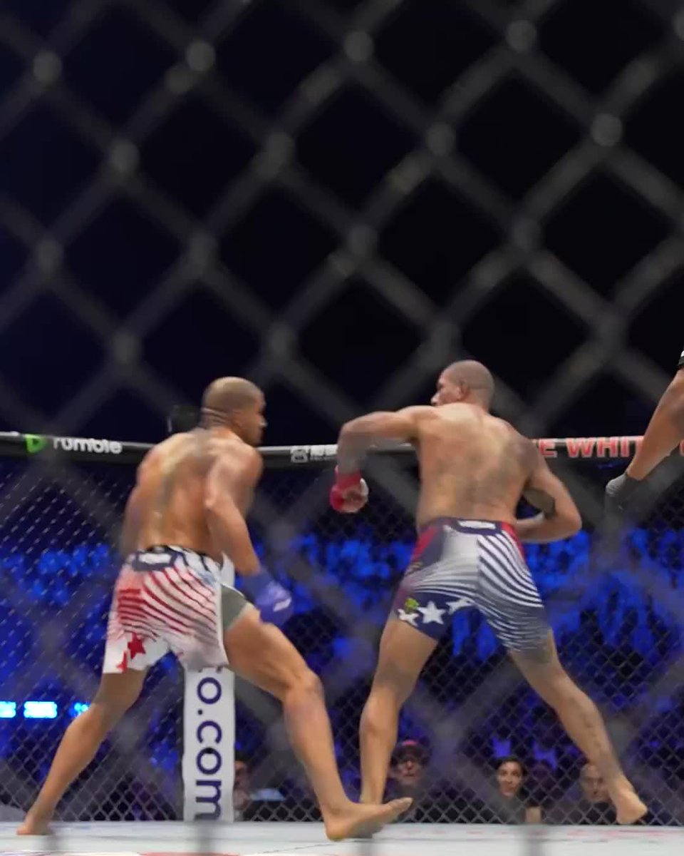 HE JUST DID THAT 😮‍💨 @Ciryl_Gane creates an unforgettable moment as he earns the RD2 TKO victory! #UFCWhiteHouse LIVE NOW on @ParamountPlus! [ Title fights presented by @Cryptocom ]