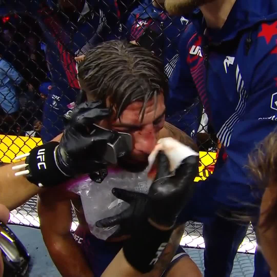DRAMA EN LA CASA BLANCA Con la visión reducida, Topuria sale a dejar el corazón en el octágono ❤️ #UFCWhiteHouse | Estamos en vivo por Paramount+ Deportes | Presentado por Crypto.com Ram Trucks