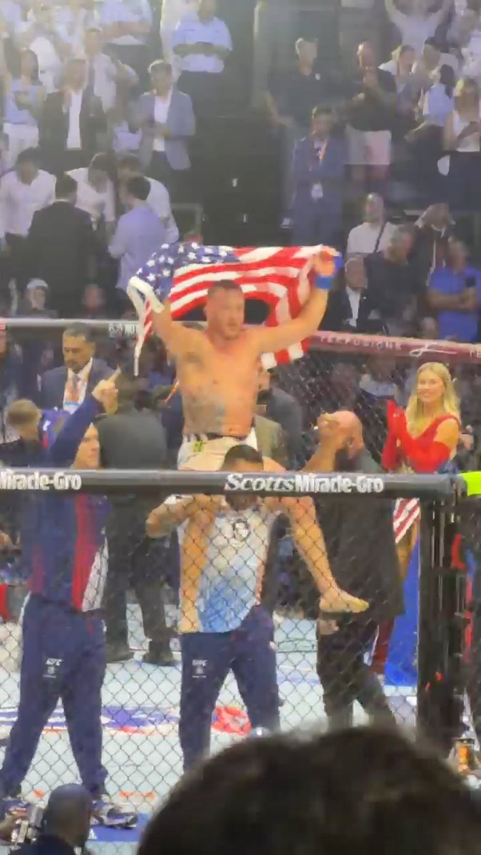 THE GREATEST SPORT IN THE WORLD WITH THE FAIRYTALE ENDING 🇺🇸🏆 #UFCWhiteHouse