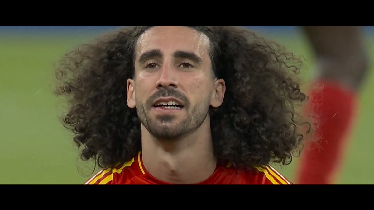 👀 ¡Así juega Marc Cucurella!
