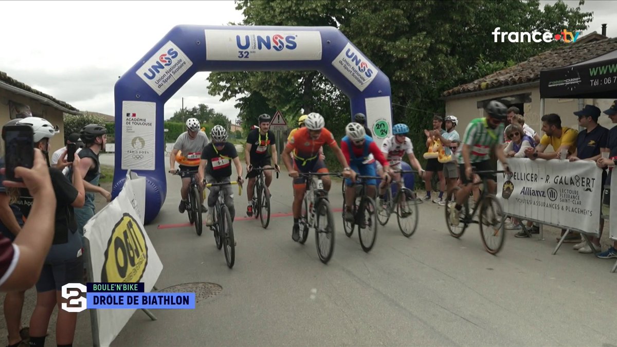 #Stade2 |🚴♂️Y’ a pas que le foot dans la vie, il y a aussi le Mondial… de Boule’n’Bike ! Un dérivé du biathlon mais avec de la pétanque et du vélo ! La 5ème édition vient de se dérouler en Occitanie avec une centaine de participants…
