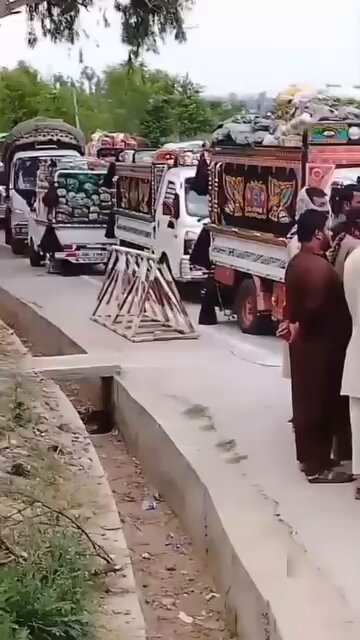 خوراک کی ترسیل روکنے والو یزید نے پانی اور خوراک روکی تھی اور وہ بھی خافظ قران تھا ییزیدیت آج بھی زندہ ہے