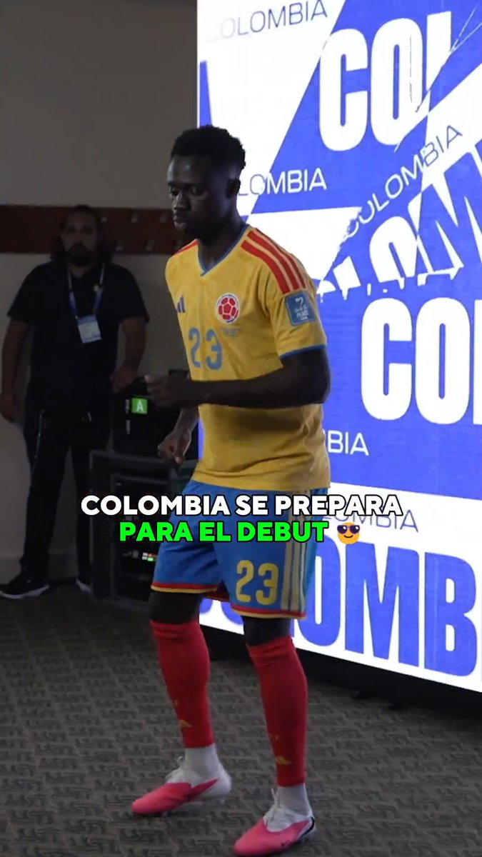 ¡A PURO RITMO EN EL MEDIA DAY DE LA SELECCIÓN COLOMBIA! 🇨🇴🕺📸 #CopaMundialFIFA #FIFAWorldCup