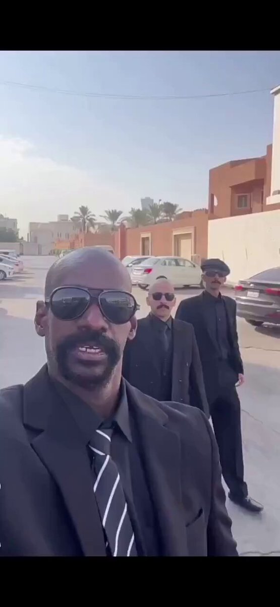 خط دفاع الراس الاخضر