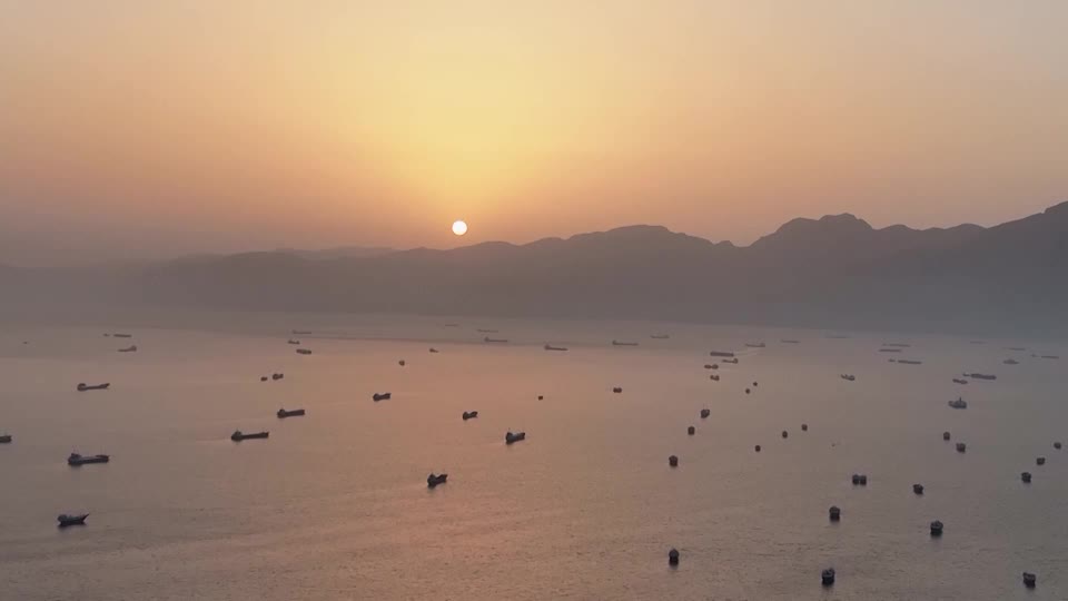 Iran will regain access to frozen assets and sanctioned oil under the preliminary US-Iran peace deal, while Lebanon and nuclear-program issues require further negotiation