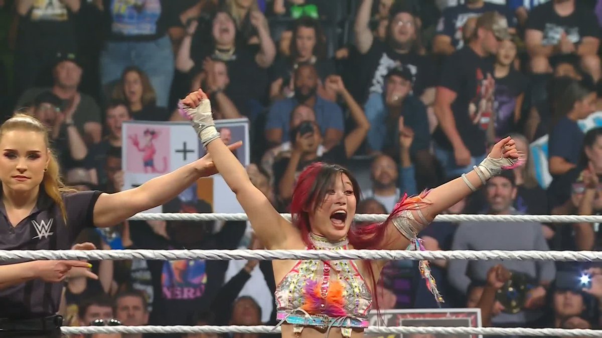 IYO SKY ADVANCES TO THE FINALS!!! Is IYO SKY the next Queen of the Ring?