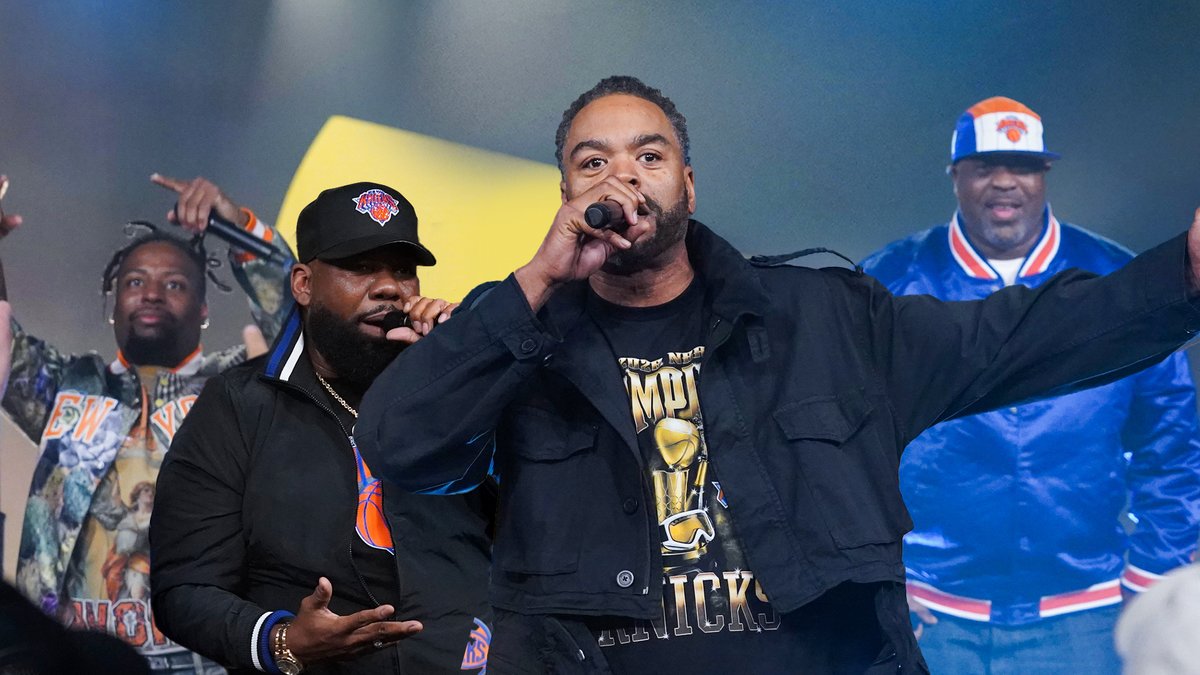 .Wu Tang Clan performs a medley of “Bring Da Ruckus” and “C.R.E.A.M.”! Watch the full performance ⬇️ Wu-Tang Forever: The Final Chamber tour resumes in August! For tickets go to #FallonTonight