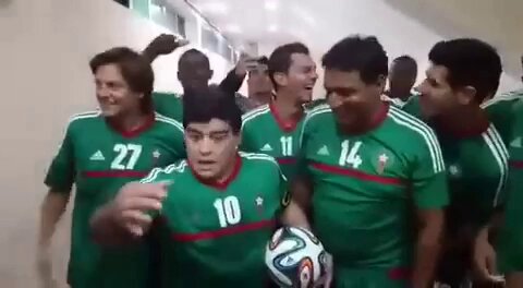 Tonight, every Moroccan is supporting Argentina out of respect for the legendary Diego Maradona 🇦🇷❤️🇲🇦... and for a few other reasons 😉