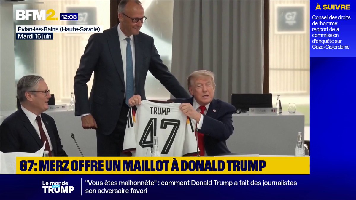 G7 à Evian: le chancelier Friedrich Merz offre à Donald Trump un maillot de l'équipe allemande de football floqué du numéro "47", pour 47e président des Etats-Unis #BFM2