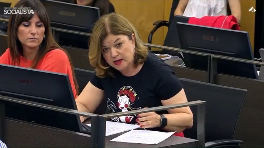 Impulsamos una iniciativa para abordar la pobreza de tiempo, una realidad que afecta especialmente a las mujeres, atrapadas entre obligaciones laborales, familiares y de cuidados. Hablamos de una falta de tiempo libre que también es una forma de desigualdad. 🗣️ Lídia Guinart Moreno/❤️