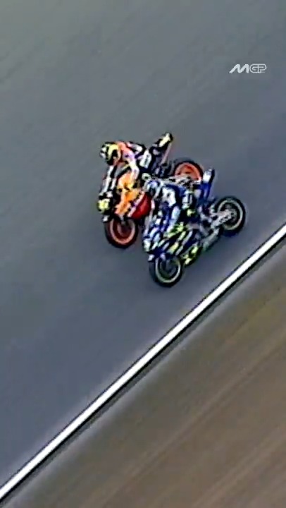 0.042s 🤯⏱️ That's all that separated Valentino Rossi and Sete Gibernau in their fight for victory at Brno in 2003! ⚔️🔥 #MotoGP #CzechGP 🇨🇿
